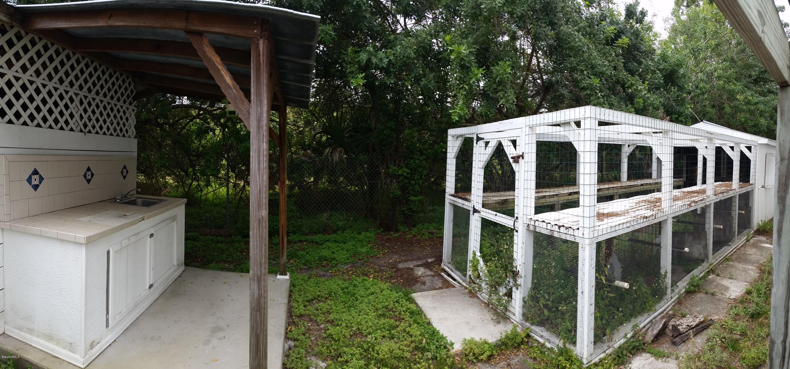 2420 Harlock Road Melbourne, FL 32934 - Photo 35 of 47 FISH sink & chicken coop