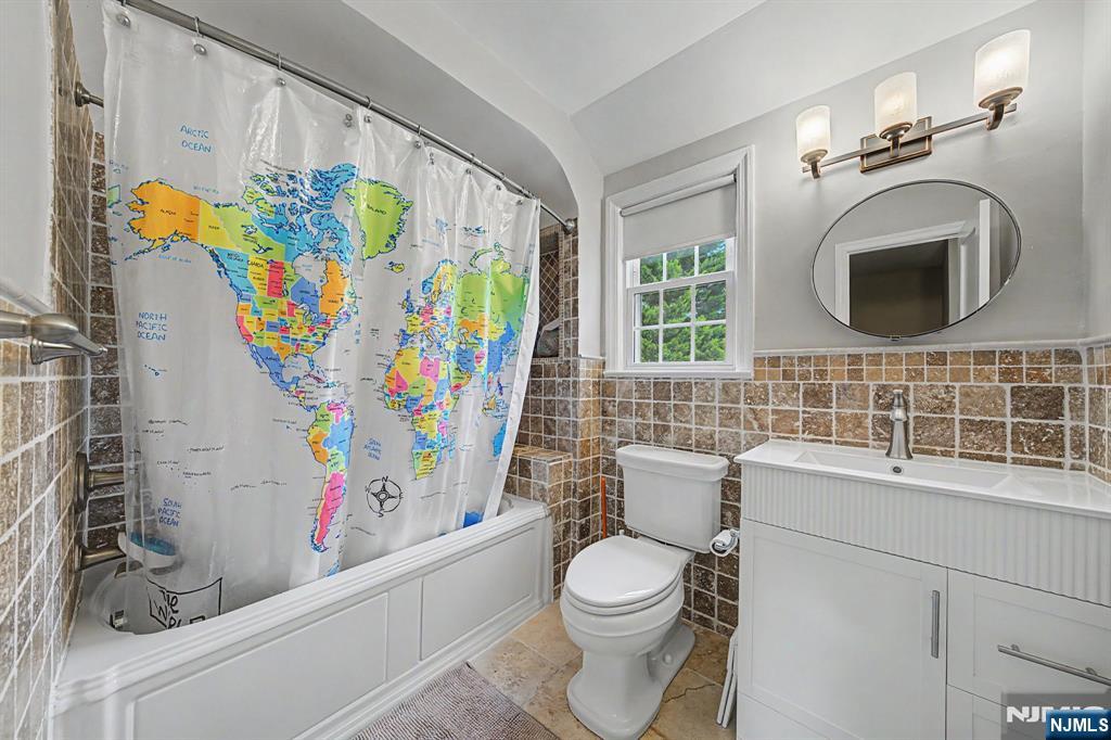 109 Windsor Road Tenafly, NJ 07670 - Photo 29 of 44