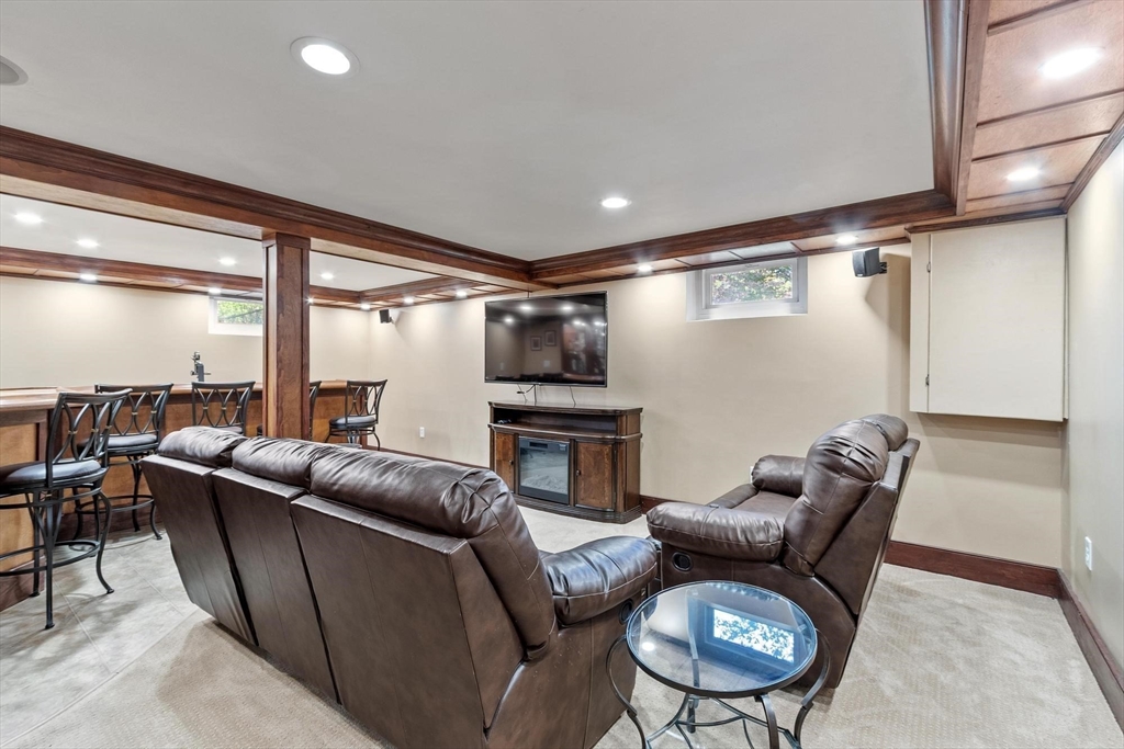 289 South Road Bedford, MA 01730 - Photo 26 of 37 Gallery Image 26