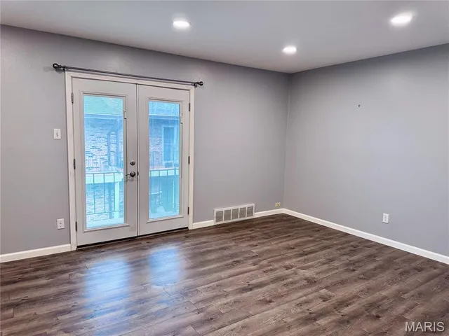 $82,000 | 6904 Colonial Woods Drive, Unit 100, St. Louis, MO 63129