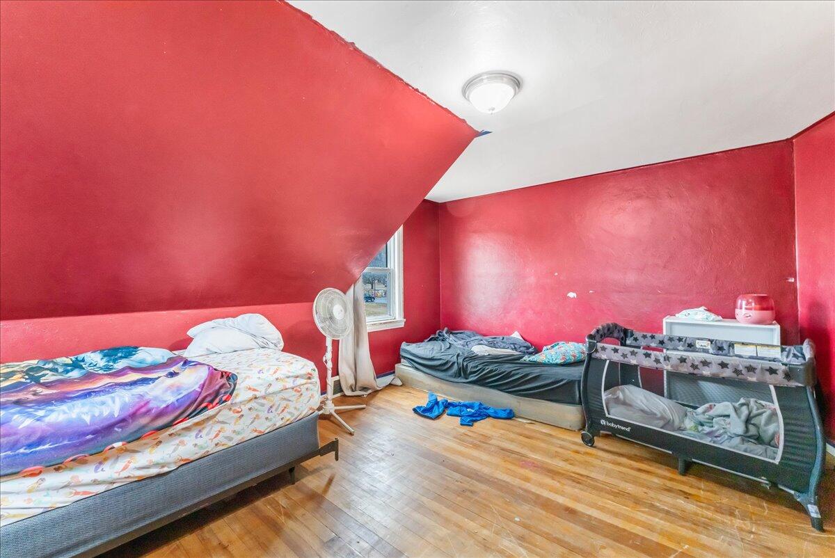 1124 Division Street Algoma, WI 54201 - Photo 15 of 37 37-2division