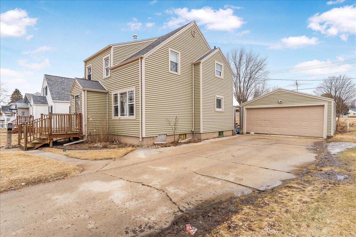 1124 Division Street Algoma, WI 54201 - Photo 31 of 37 05-32division