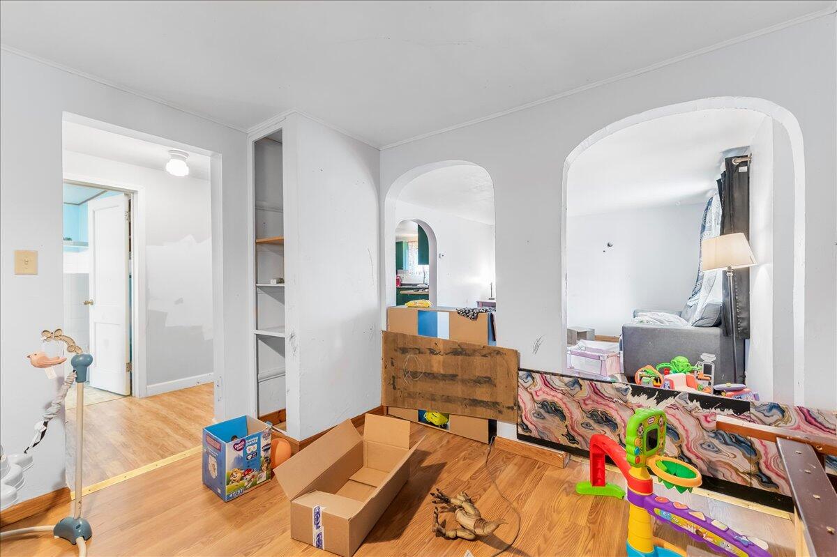 1124 Division Street Algoma, WI 54201 - Photo 6 of 37 27-14division