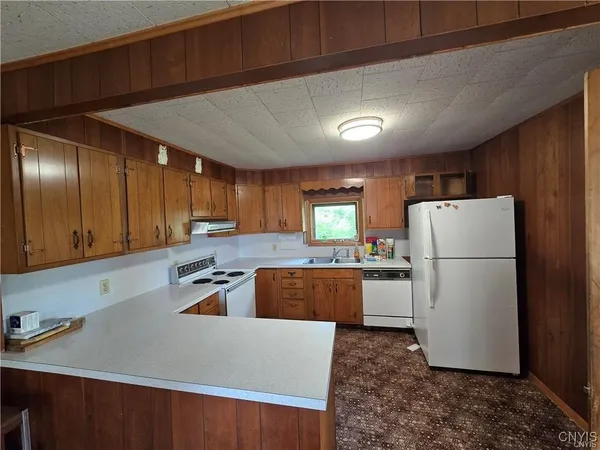 $142,000 | 7412 State Highway, West Winfield, NY 13491