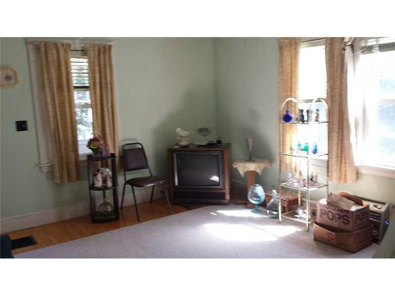 338 Capen Road Gardiner, ME 04345 - Photo 5 of 13 Exterior Front.