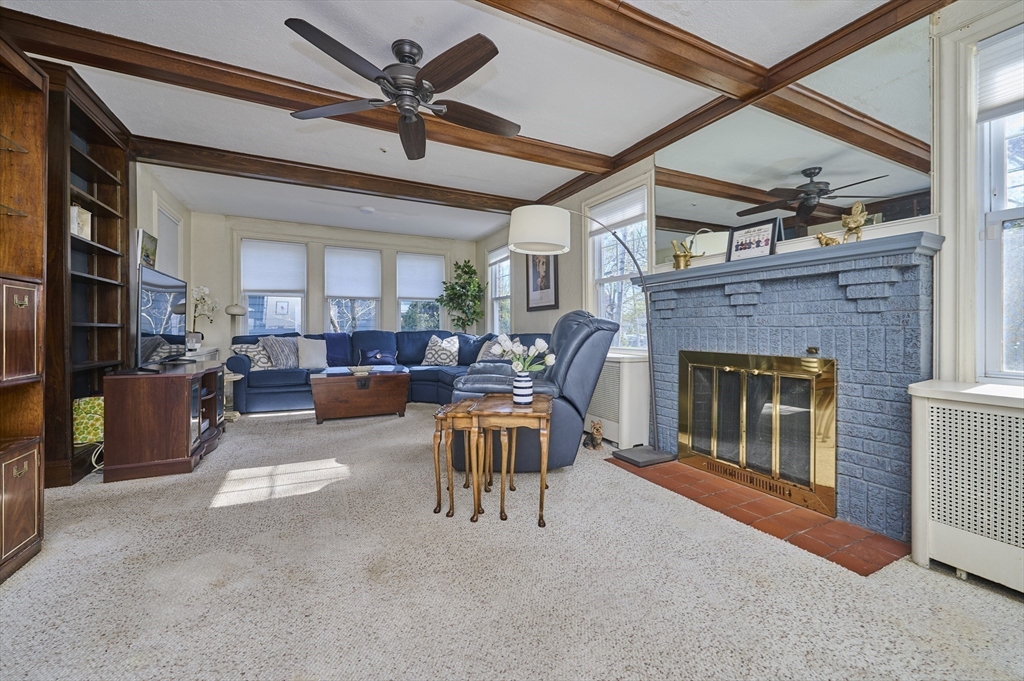 291 Russett Road Brookline, MA 02467 - Photo 3 of 15