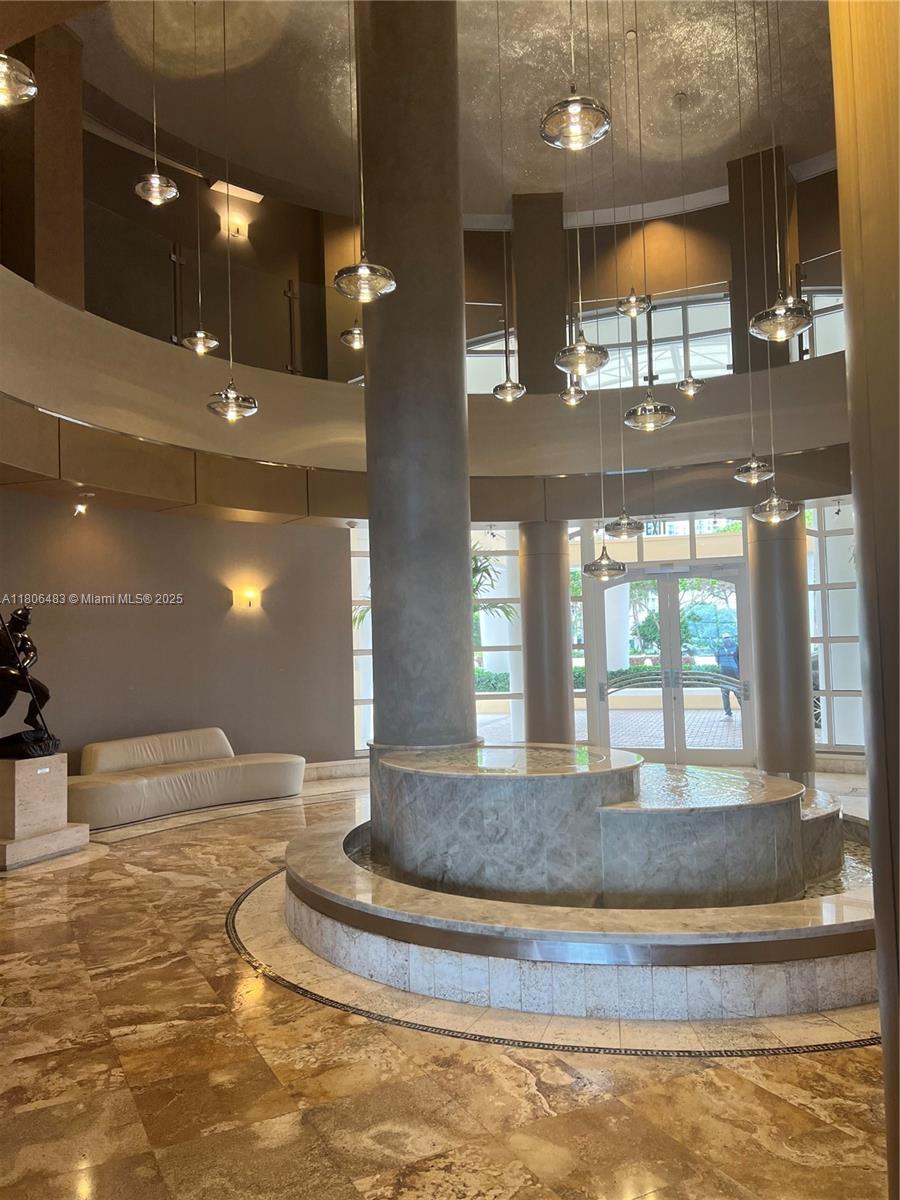 808 Brickell Key Drive, Unit 404 Miami, FL 33131 - Photo 23 of 29