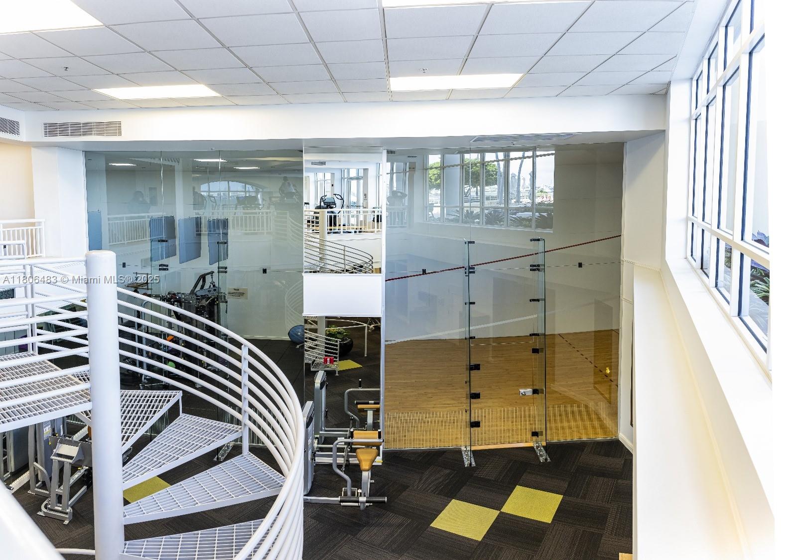 808 Brickell Key Drive, Unit 404 Miami, FL 33131 - Photo 27 of 29