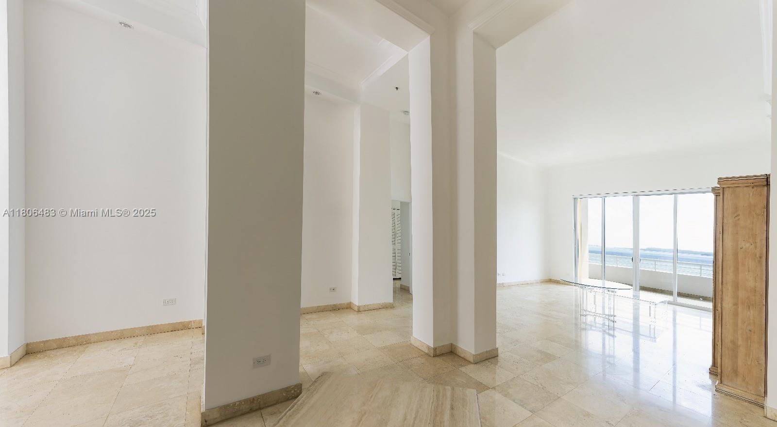 808 Brickell Key Drive, Unit 404 Miami, FL 33131 - Photo 9 of 29