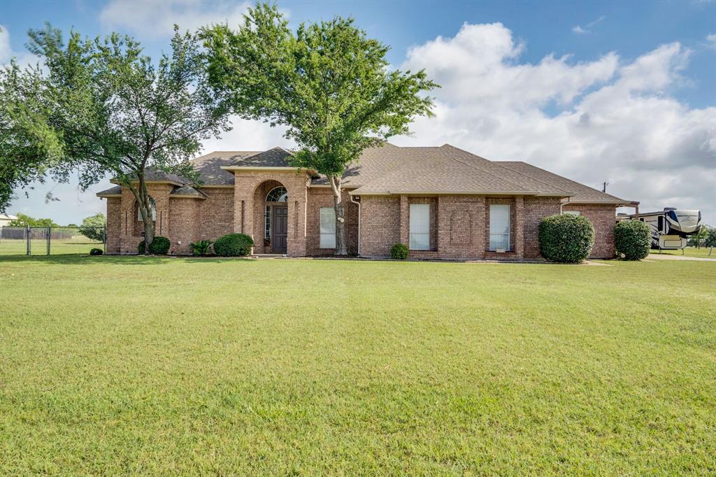 431 Mc Alpin Road Midlothian, TX 76065 - Photo 2 of 18 Brick exterior featuring a gabled roof and arched entryway