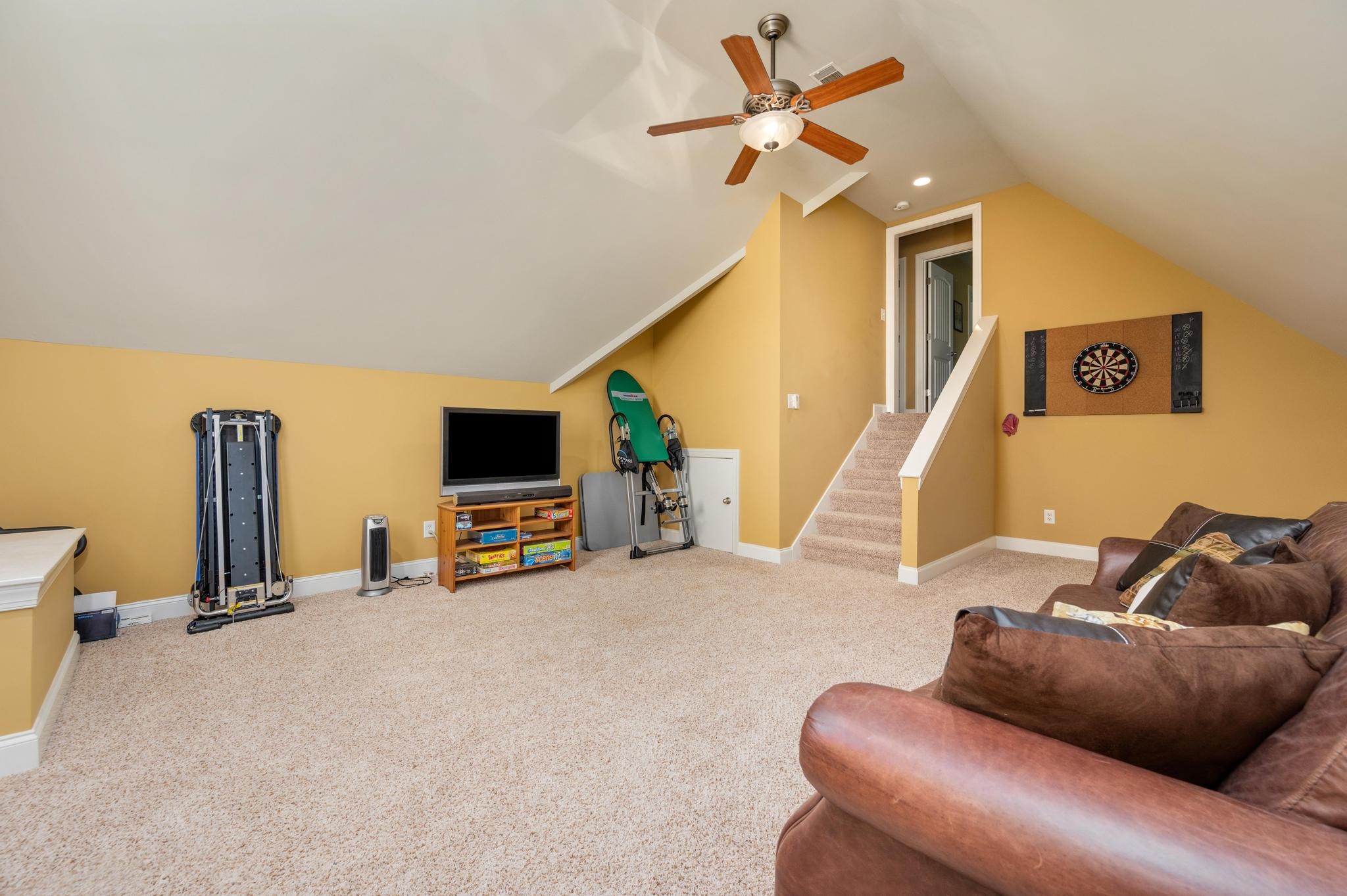 3991 Franklin Road Lebanon, TN 37090 - Photo 34 of 62 a living room with furniture and a flat screen tv