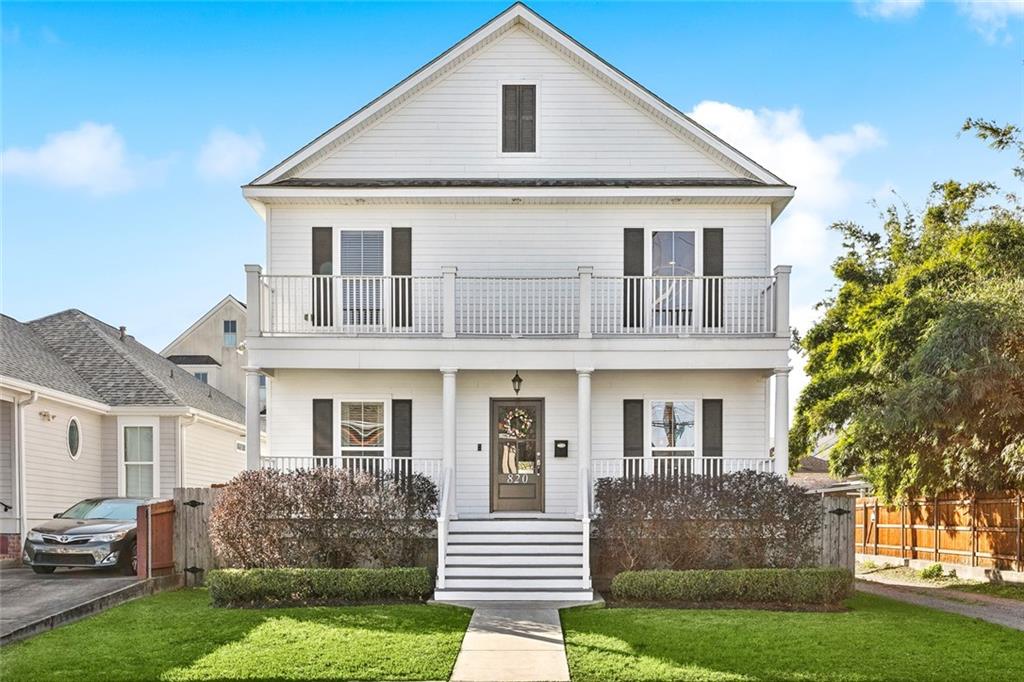 820 Chapelle Street New Orleans, LA 70124 - Photo 1 of 20