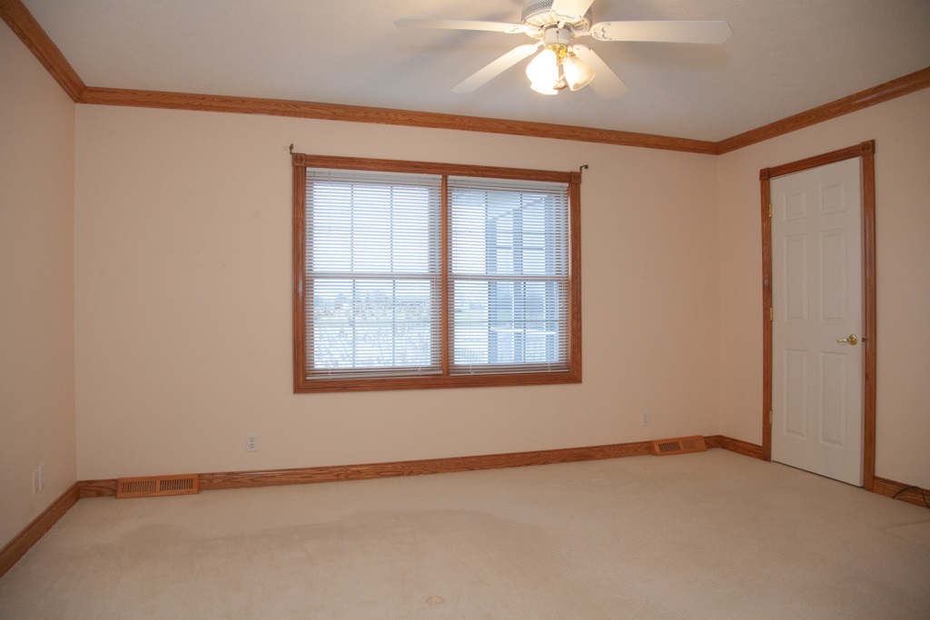 759 South Rockport Road Boonville, IN 47601 - Photo 18 of 36 Gallery Image 18