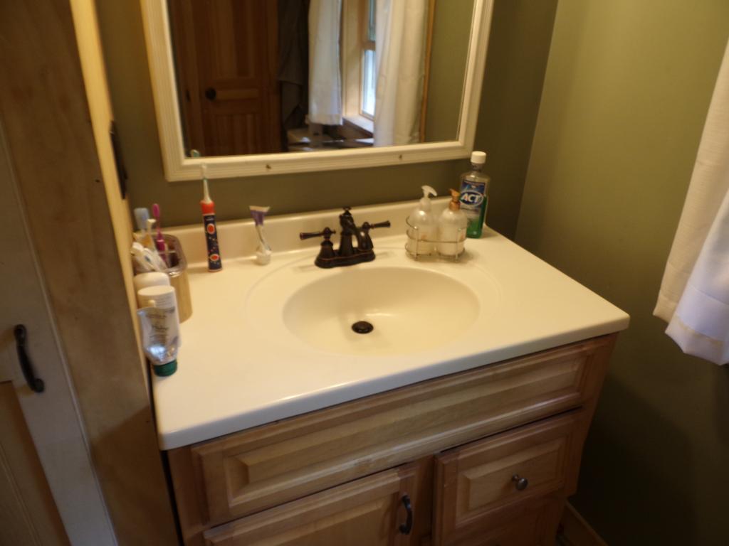 65 Center Road Hillsborough, NH 03244 - Photo 10 of 27 Gallery Image 10