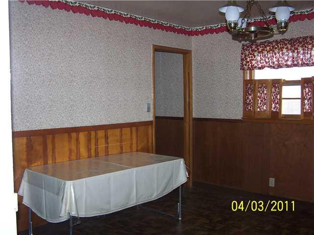 2725 Cardigan Road Indianapolis, IN 46268 - Photo 3 of 10 Gallery Image 3