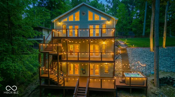 $999,000 | 8205 2a Drive, Nineveh, IN 46164