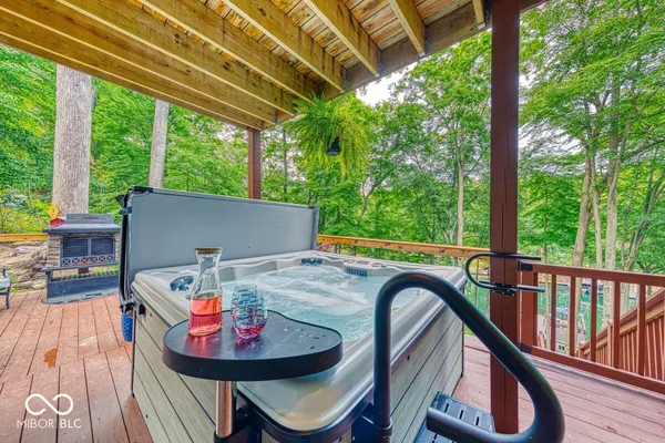 $999,000 | 8205 2a Drive, Nineveh, IN 46164