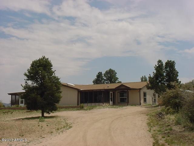 18285 Reeves Road Peeples Valley, AZ 86332 - Photo 1 of 30 Ext Front 1