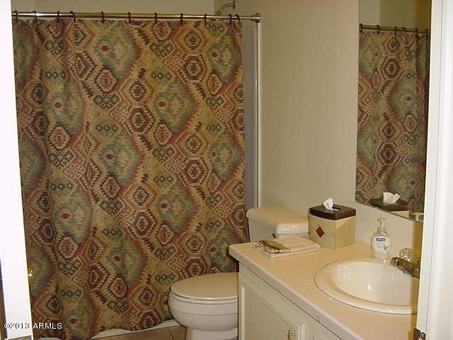 18285 Reeves Road Peeples Valley, AZ 86332 - Photo 20 of 30 Hall Bath
