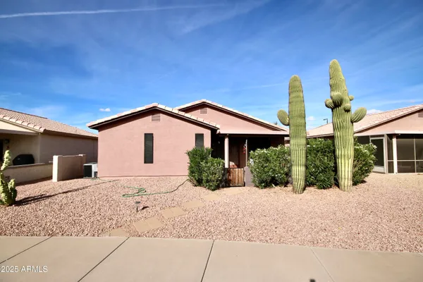 $2,000 | 1373 East Cherry Hills Drive, Chandler, AZ 85249