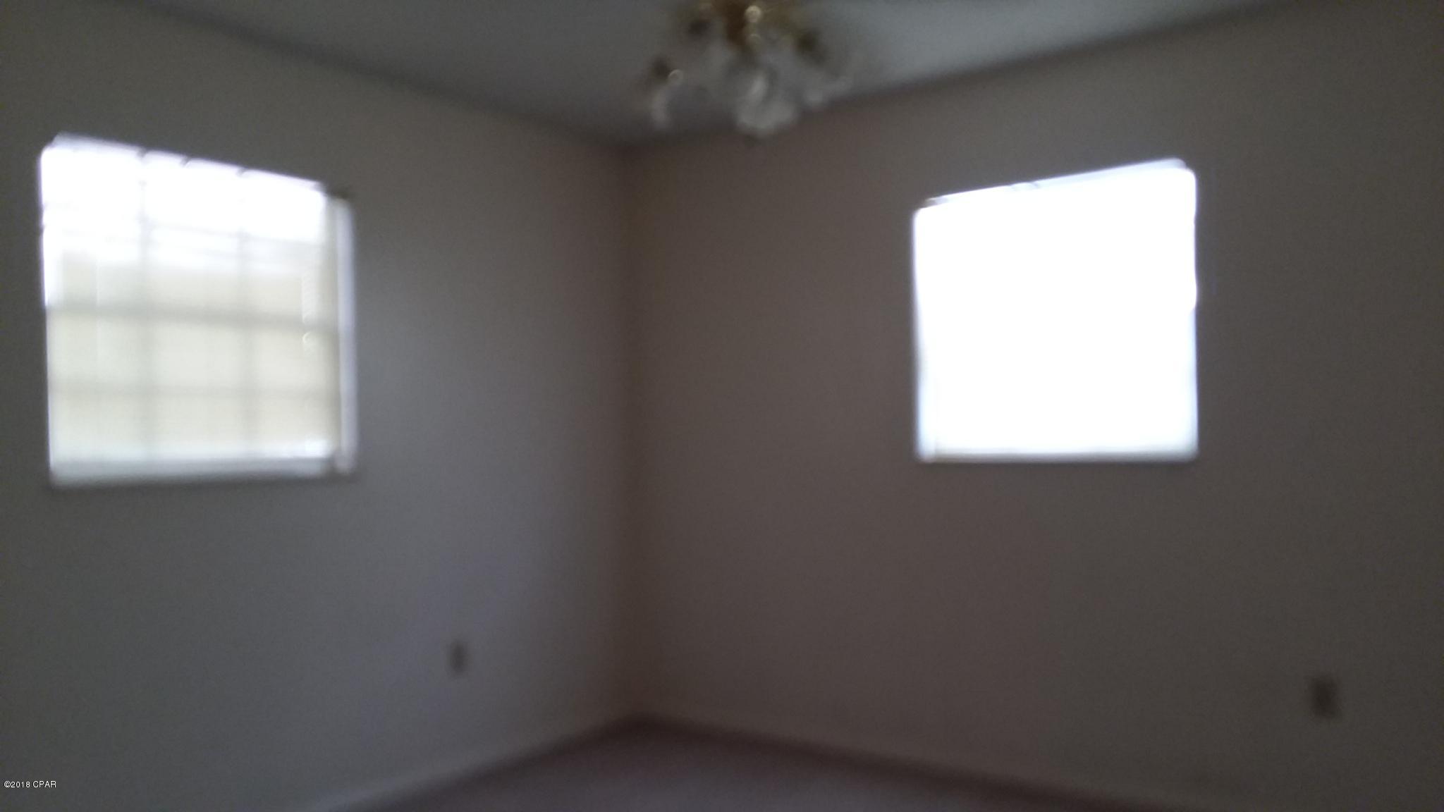 645 3rd Street Chipley, FL 32428 - Photo 17 of 33
