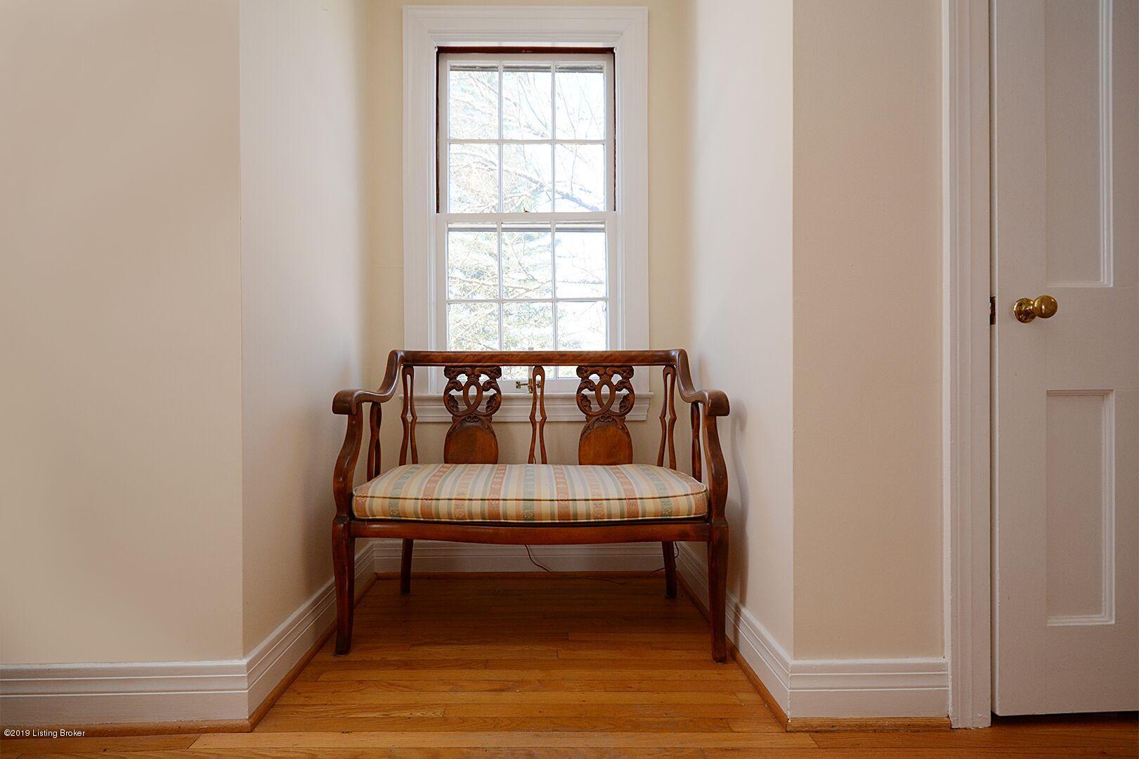 200 Tyne Road Louisville, KY 40207 - Photo 27 of 32 LANDING