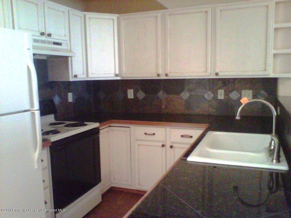 1030 West 24th Street Rifle, CO 81650 - Photo 4 of 7 Kitchen