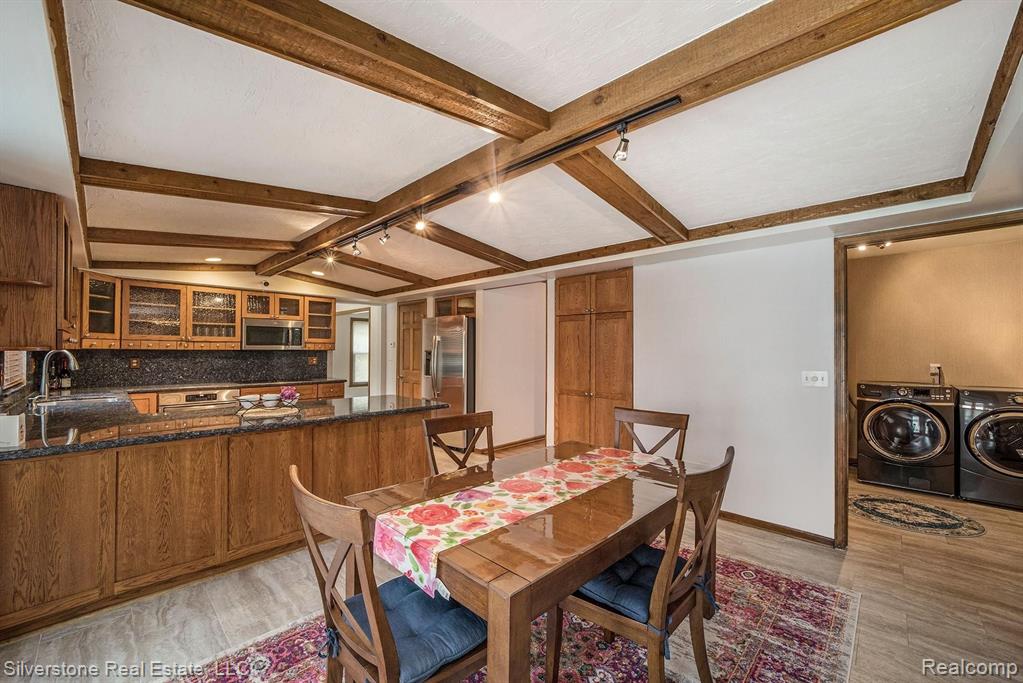 873 North Adams Road Rochester Hills, MI 48309 - Photo 14 of 37
