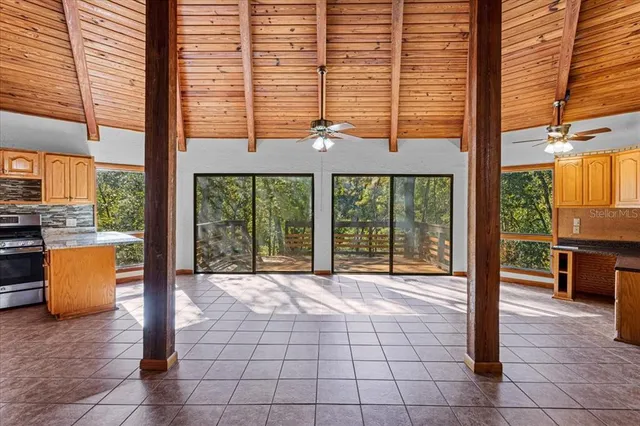 $384,999 | 6725 Southwest 68th Drive, Jasper, FL 32052