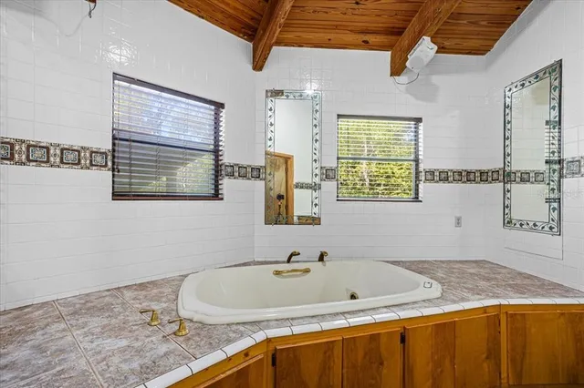 $384,999 | 6725 Southwest 68th Drive, Jasper, FL 32052