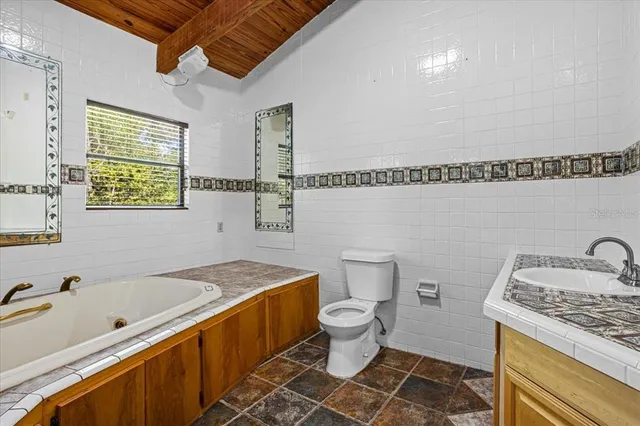 $384,999 | 6725 Southwest 68th Drive, Jasper, FL 32052