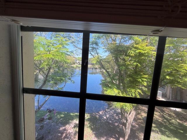 2024 Freeport Drive Riviera Beach, FL 33404 - Photo 13 of 14 IMG_5973