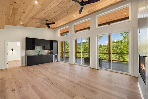 $1,725,000 | 265 Park Glen Lane, Mineral Bluff, GA 30559