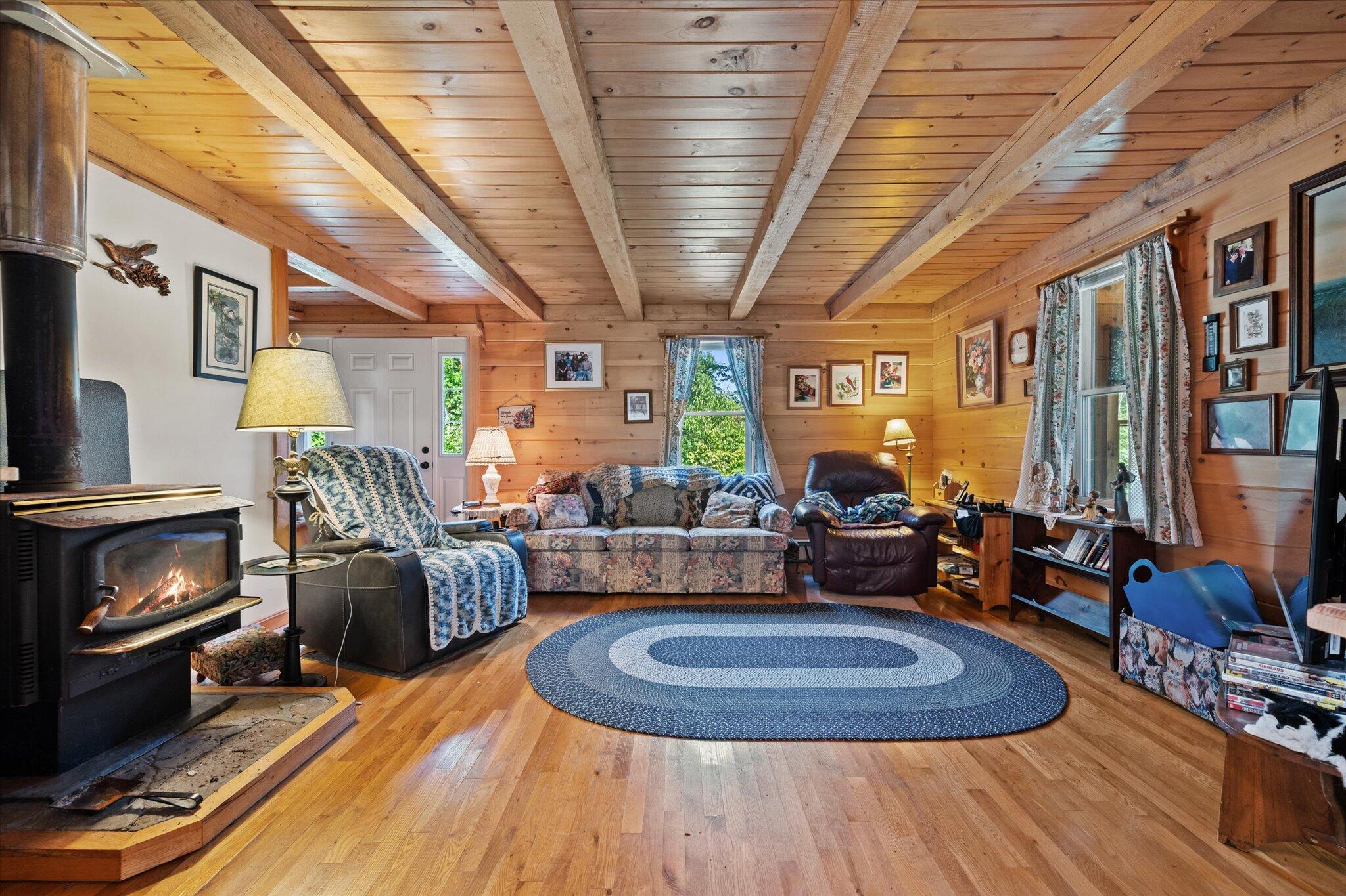 509 Hamm Road Frankfort, ME 04438 - Photo 20 of 61 18-Living Room