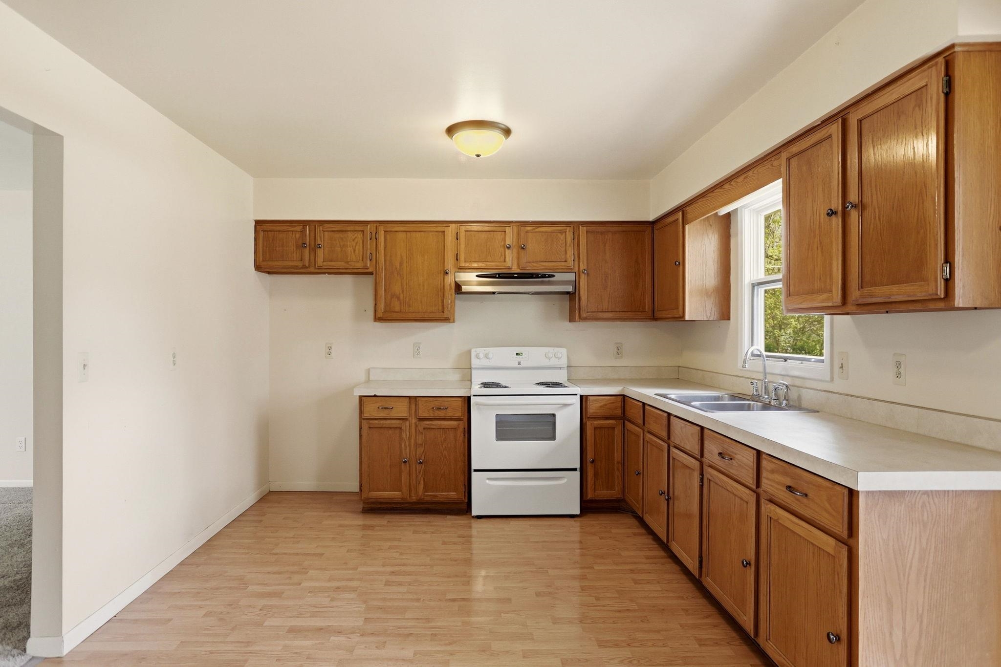 8995 Birch Run Road Millington, MI 48746 - Photo 11 of 46 50206052-7a957291-0923-4f0c-905e-db6a17be0987.JPG