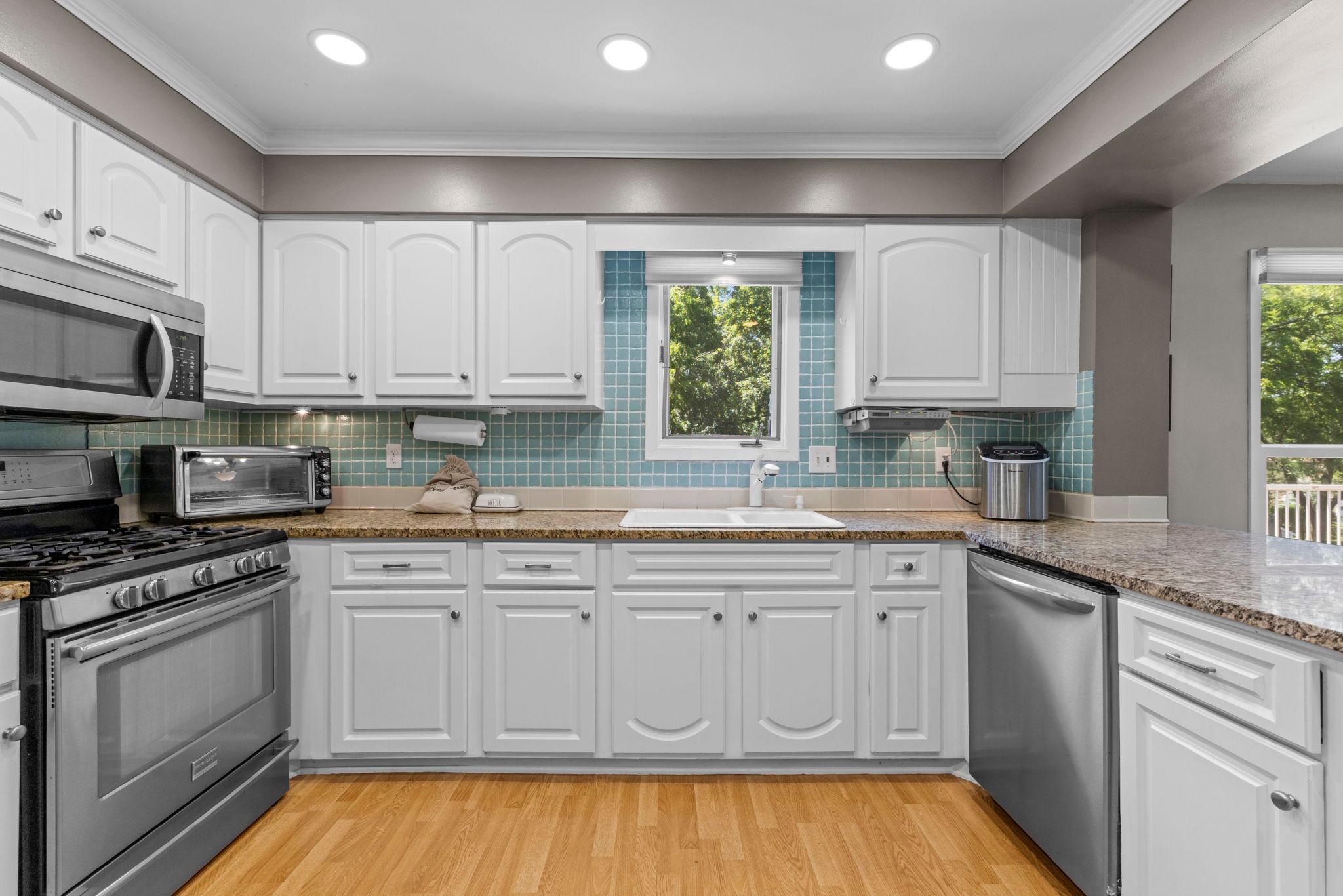 10500 Utah Road Bloomington, MN 55438 - Photo 20 of 49 Gallery Image 20