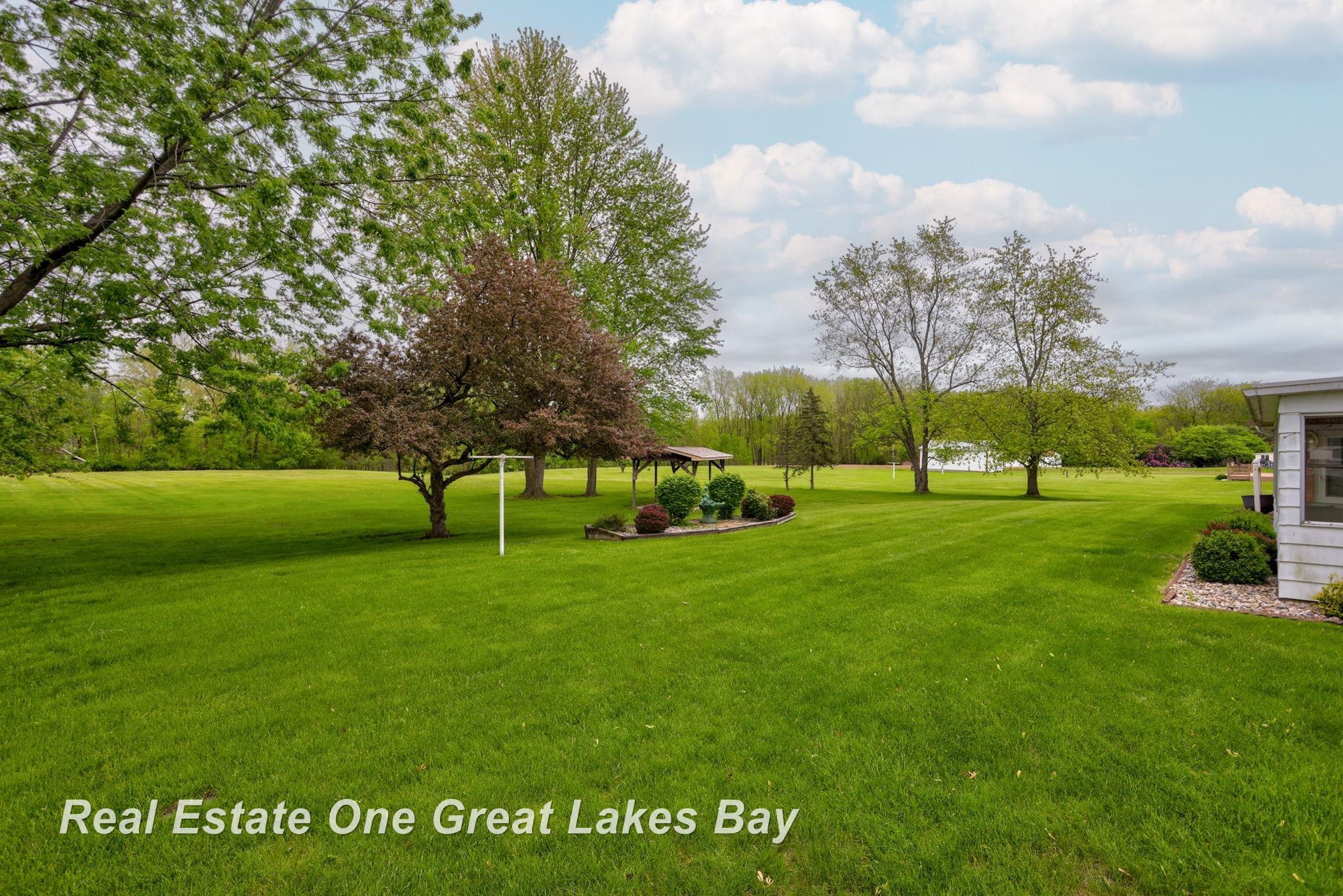 5354 North River Road Freeland, MI 48623 - Photo 37 of 53
