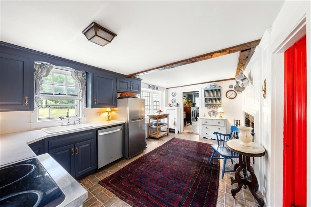 2 Elm Street Boxford, MA 01921 - Photo 12 of 42
