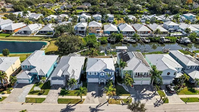 $799,999 | 6417 Key Island Boulevard, Apollo Beach, FL 33572