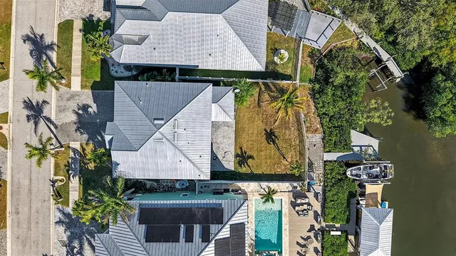 $799,999 | 6417 Key Island Boulevard, Apollo Beach, FL 33572