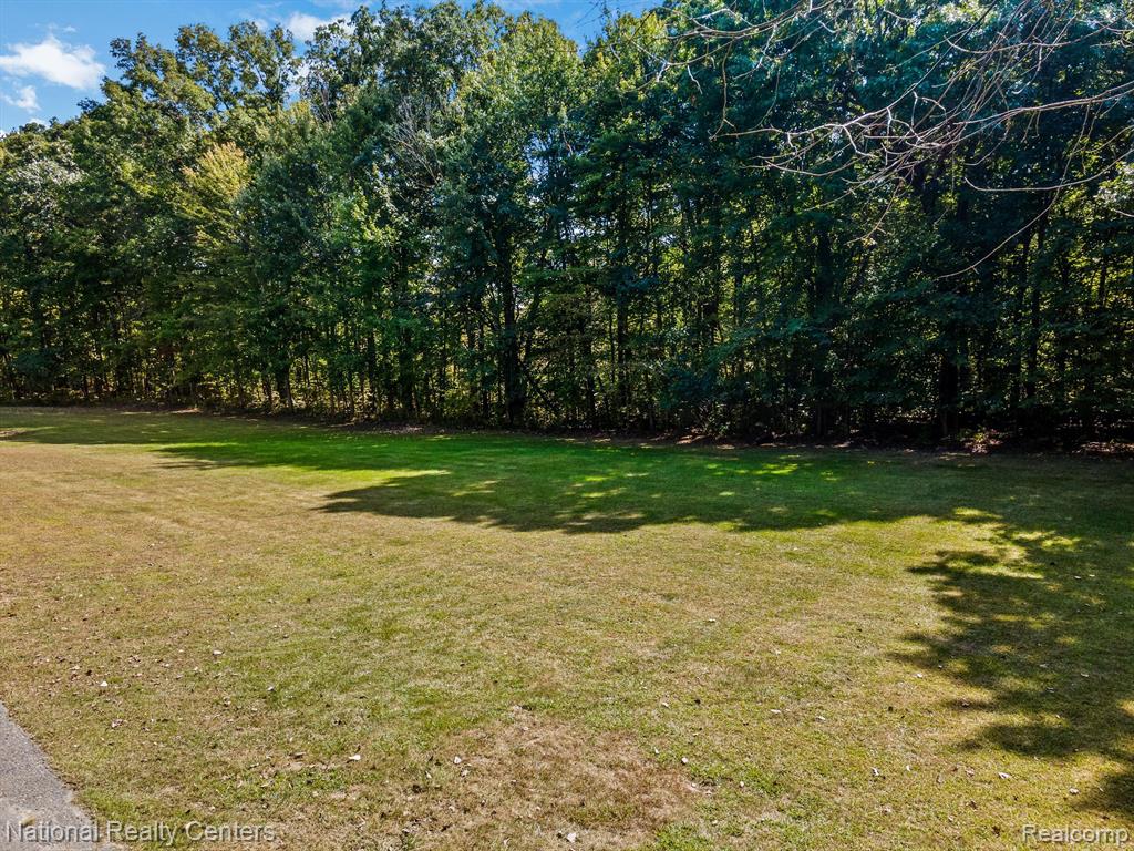 68905 8 Mile Road South Lyon, MI 48178 - Photo 61 of 72 Gallery Image 61
