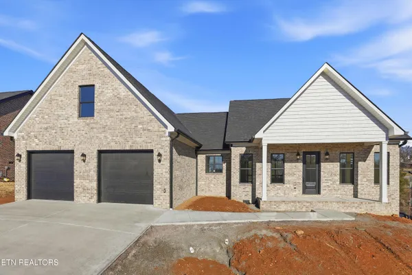 $679,900 | 4619 Alan Springs Lane, Knoxville, TN 37938