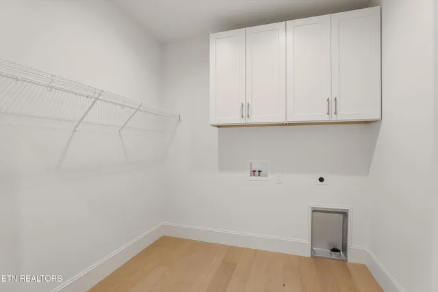 $699,900 | 4619 Alan Springs Lane, Knoxville, TN 37938