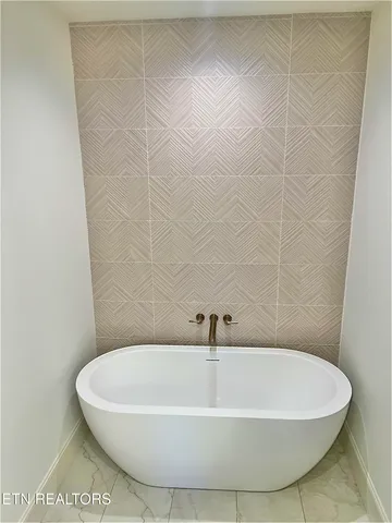 $699,900 | 4619 Alan Springs Lane, Knoxville, TN 37938