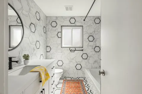 $575,000 | 4305 Yucatan Lane, Austin, TX 78727