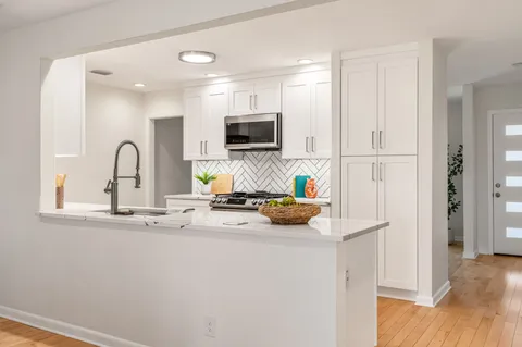 $575,000 | 4305 Yucatan Lane, Austin, TX 78727