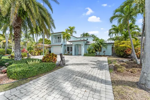 $1,050,000 | 2620 Northeast 19th Avenue, Lighthouse Point, FL 33064