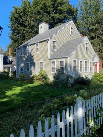 $749,900 | 382 Main Street, Amesbury, MA 01913