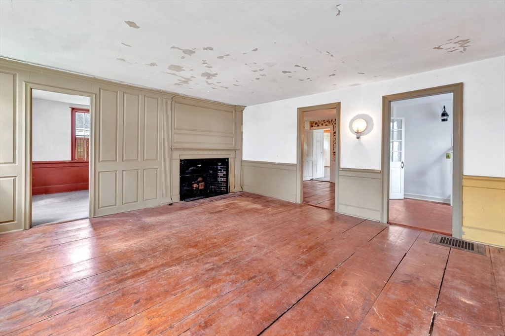 382 Main Street Amesbury, MA 01913 - Photo 20 of 42