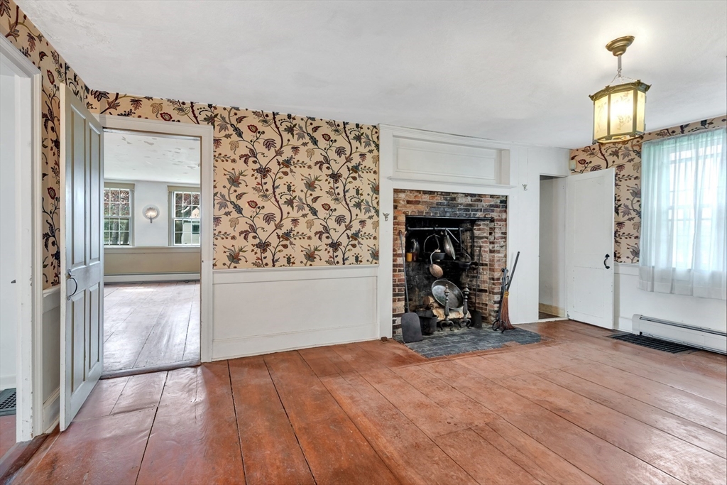 382 Main Street Amesbury, MA 01913 - Photo 24 of 42